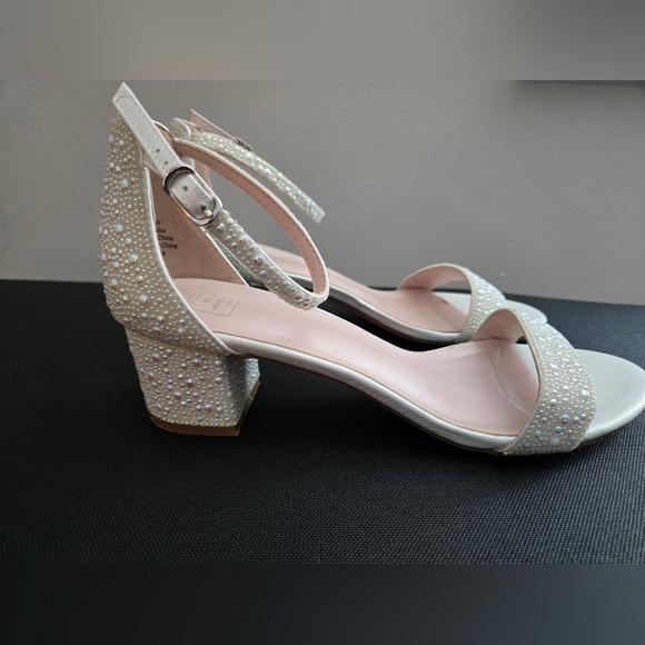 Block heel irridescent pearl sandals by DB Studio - Picture 5 of 10
